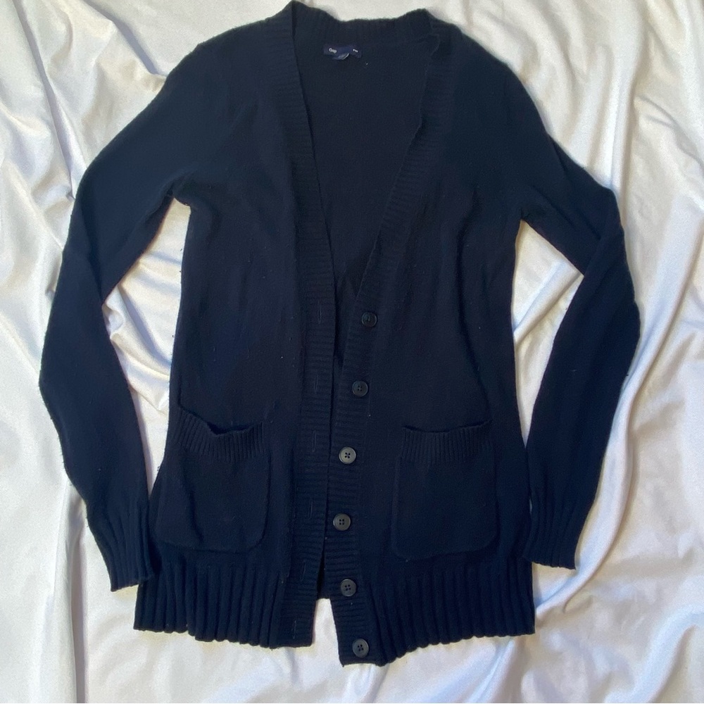 Gap button down sweater